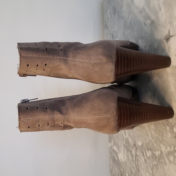 Envy Brown/Beige Throttle Suede Leather Peep-Toe Bootie, Size 9 - Picture 7 of 13